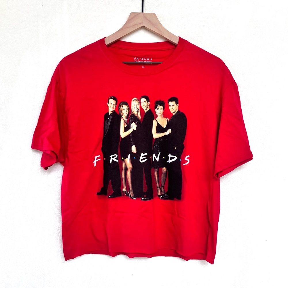 NWOT FRIENDS Cast Red Cropped Tee